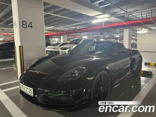 Porsche Cayman 2021
